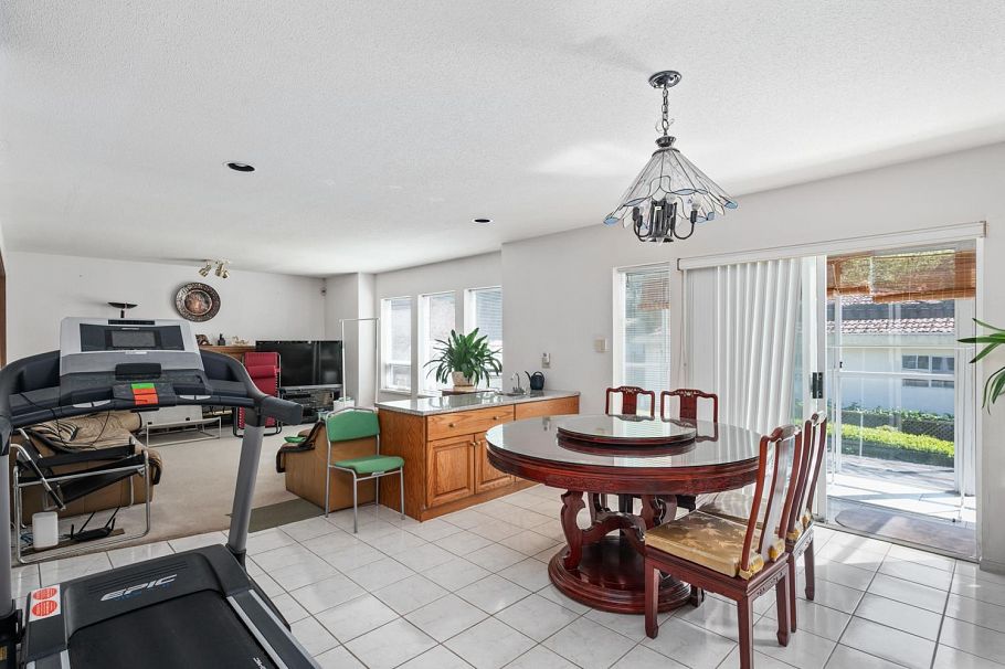 3662 W 49th Avenue Vancouver, BC - 5