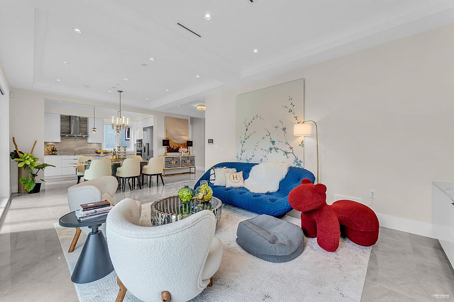 4112 W 11th Avenue Vancouver, BC - 8