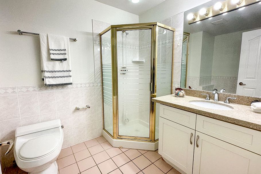 22F 6128 PATTERSON AVENUE, Burnaby BC V5H 4P3 Burnaby, BC - 9