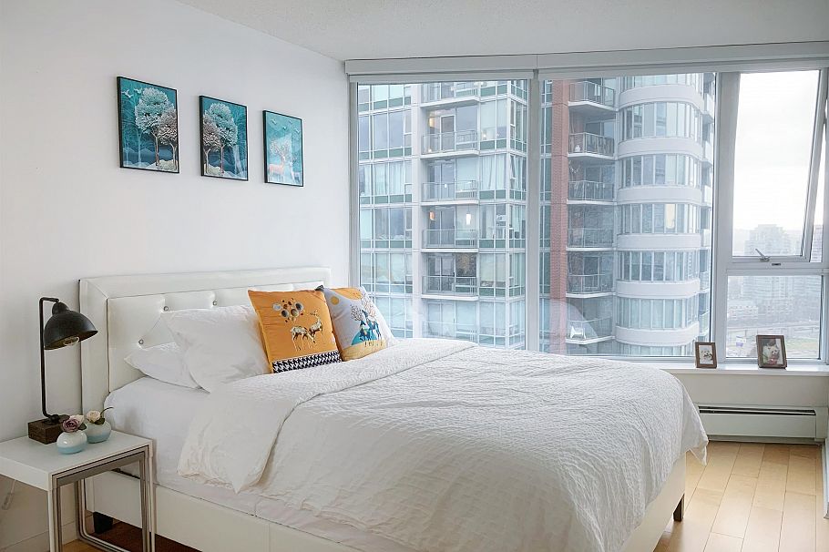 2903 689 Abbott Street Vancouver, BC - 2