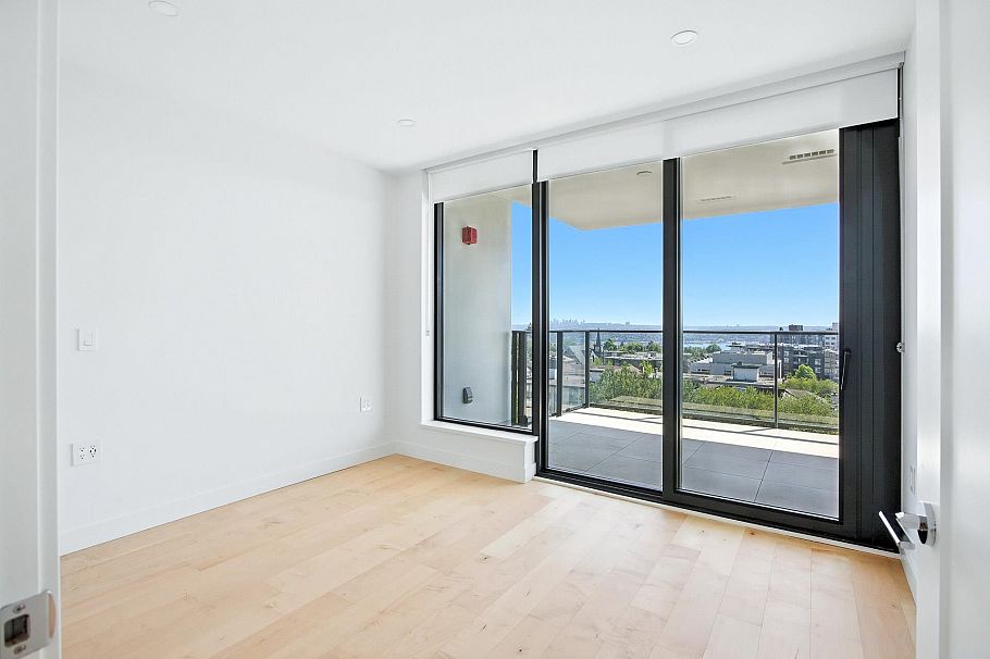 703 135 E 13th Street North Vancouver, BC - 21