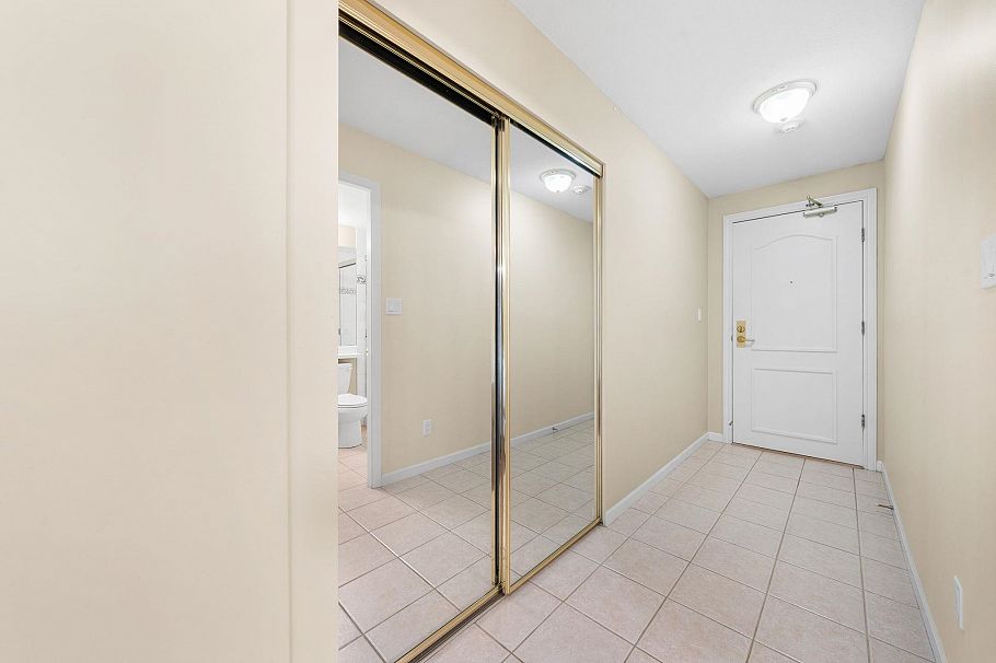 1106 1327 E Keith Road North Vancouver, BC - 25