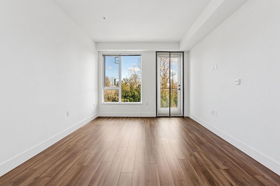 405 6933 Cambie Street Vancouver, BC - 6