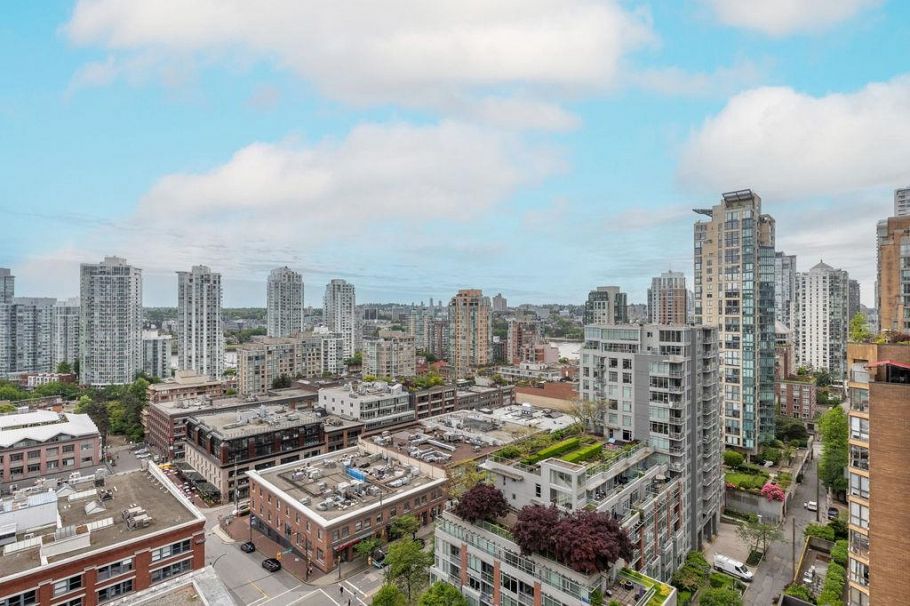 1801 1088 Richards Street Vancouver, BC - 18