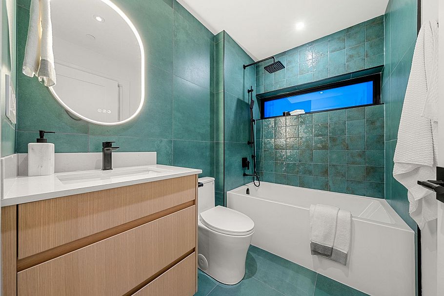 3679 Pandora Street Vancouver, BC - 25