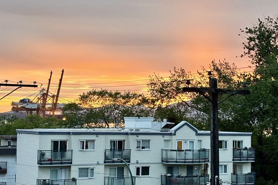 402 2215 Dundas Street Vancouver, BC - 30