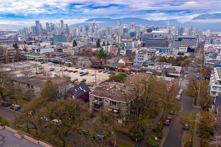 205 111 W 10th Avenue Vancouver, BC - 24
