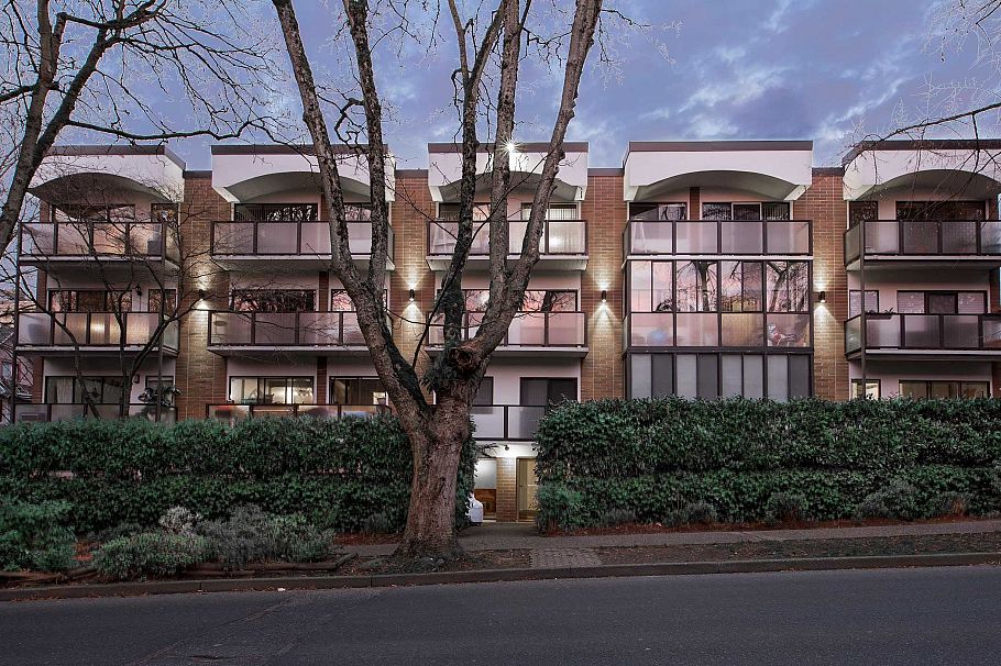 201 1535 Nelson Street Vancouver, BC - 4