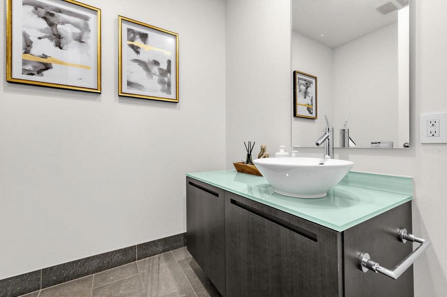 4401 1128 W Georgia Street Vancouver, BC - 18