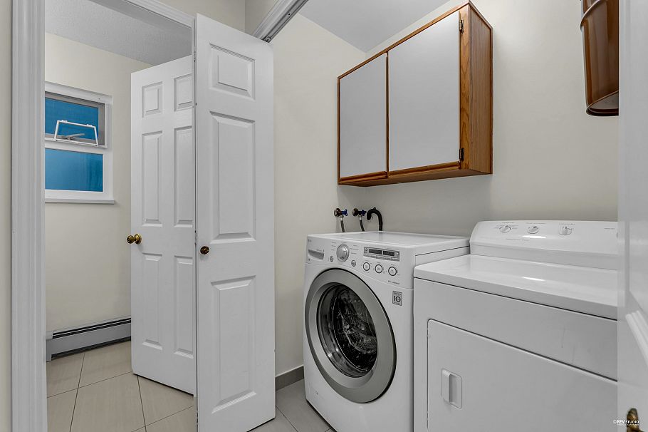 3661 Blenheim Street Vancouver, BC - 35