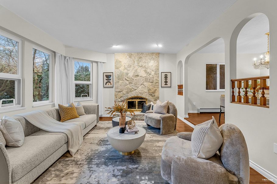 3661 Blenheim Street Vancouver, BC - 5