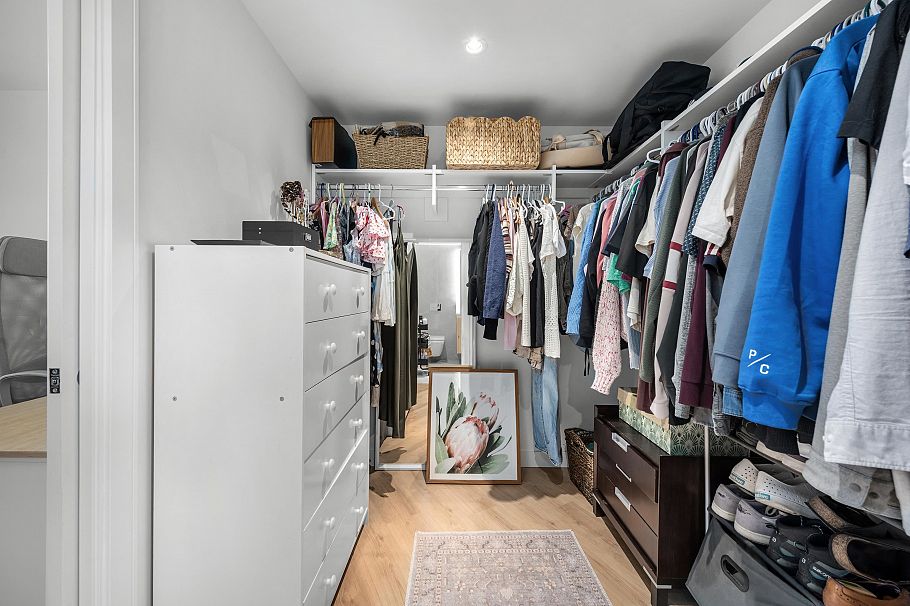 603 1500 Fern Street North Vancouver, BC - 17