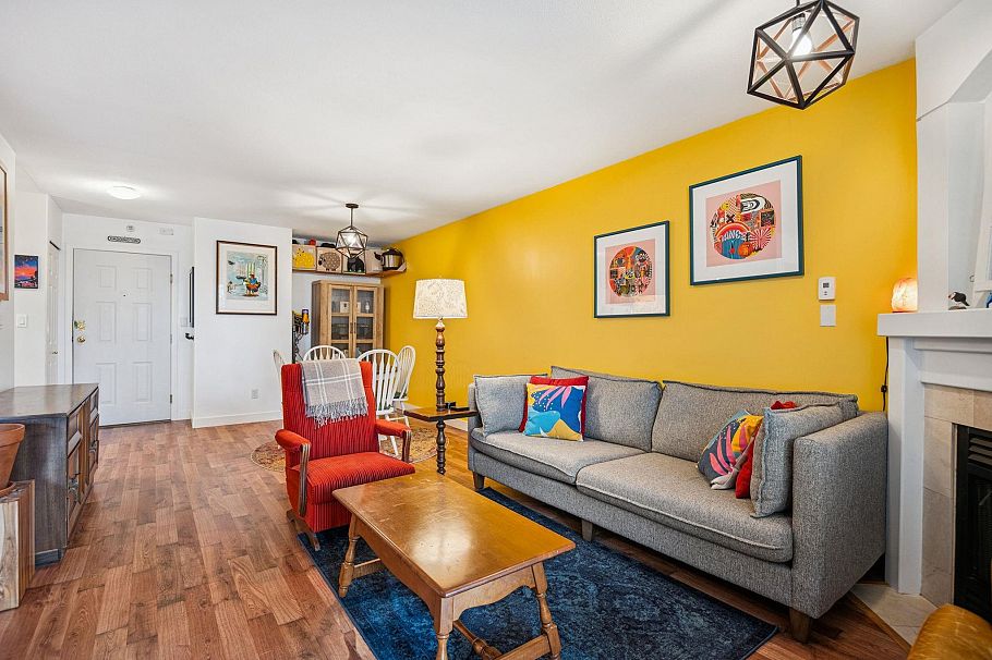 PH7 2405 Kamloops Street Vancouver, BC - 8