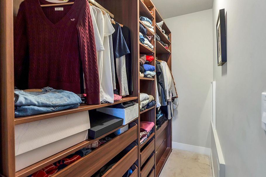 310 1111 E 27th Street North Vancouver, BC - 24