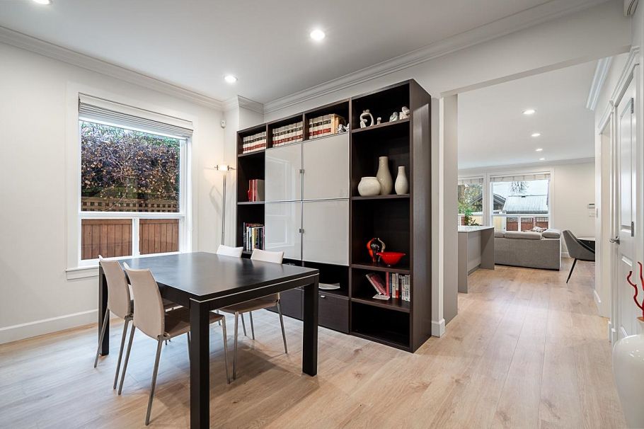 359 E 13th Street North Vancouver, BC - 7