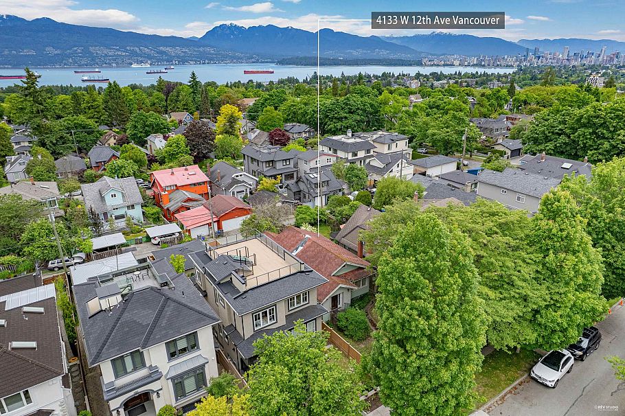 4133 W 12th Avenue Vancouver, BC - 2