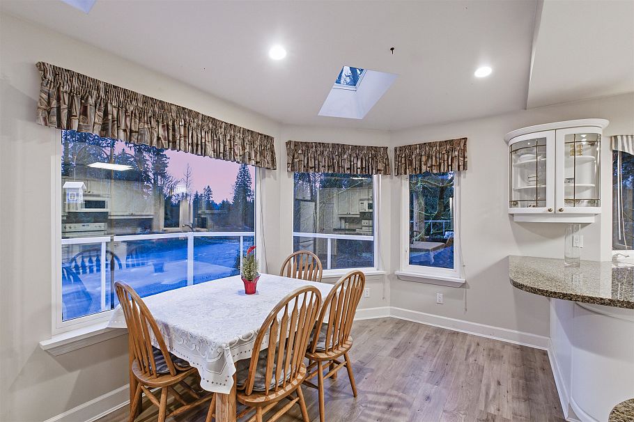 682 Seymour Boulevard North Vancouver, BC - 7