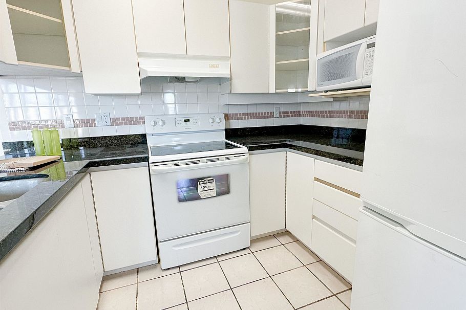 22F 6128 PATTERSON AVENUE, Burnaby BC V5H 4P3 Burnaby, BC - 6