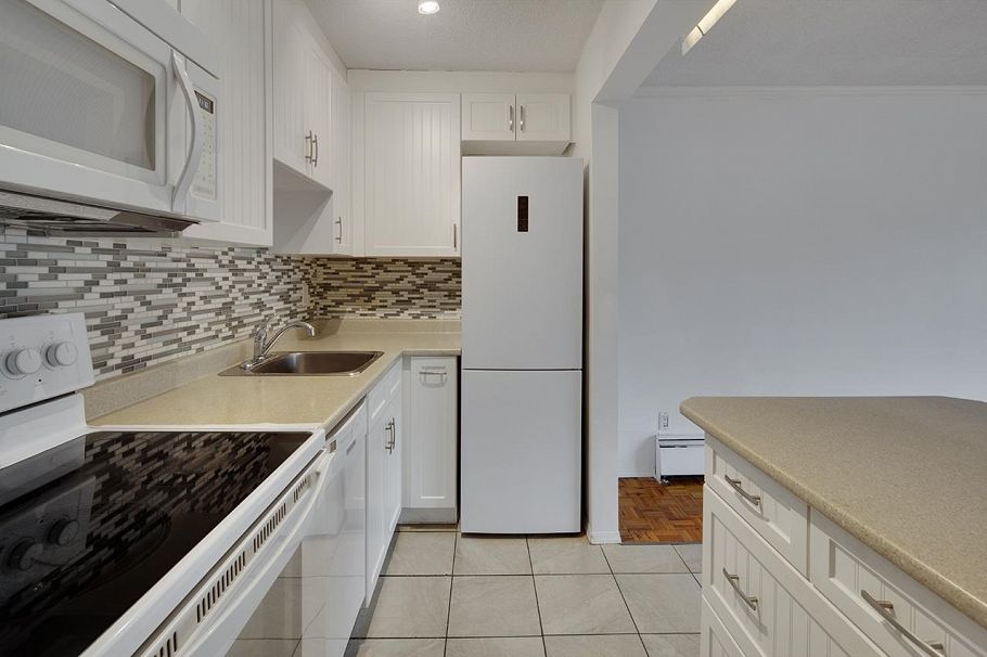 315 2025 W 2nd Avenue Vancouver, BC - 11