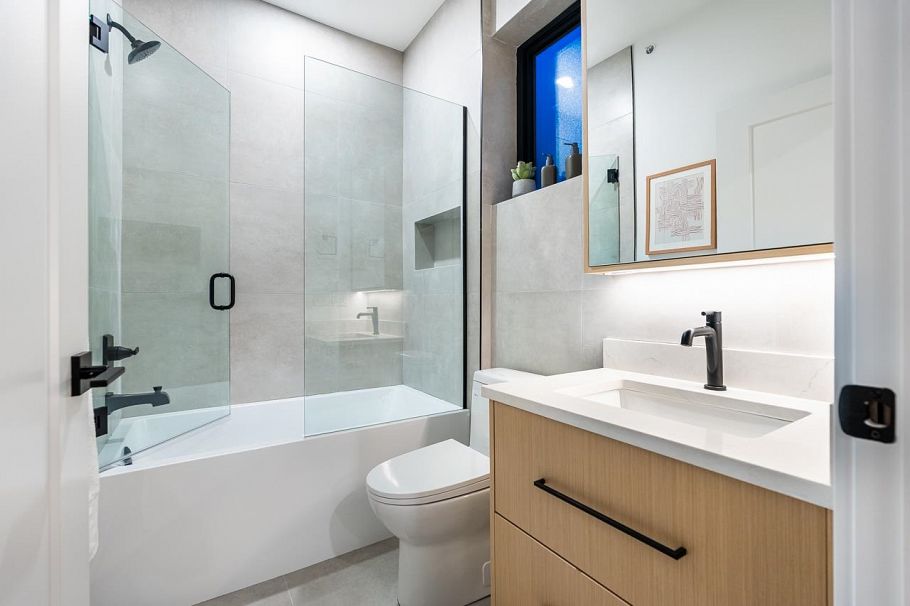 4675 St. George Street Vancouver, BC - 17