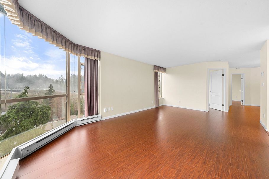 1106 1327 E Keith Road North Vancouver, BC - 4