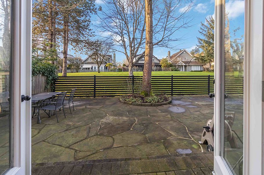 8405 Gillnet Place Vancouver, BC - 24