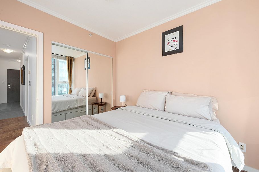 2203 58 Keefer Place Vancouver, BC - 16