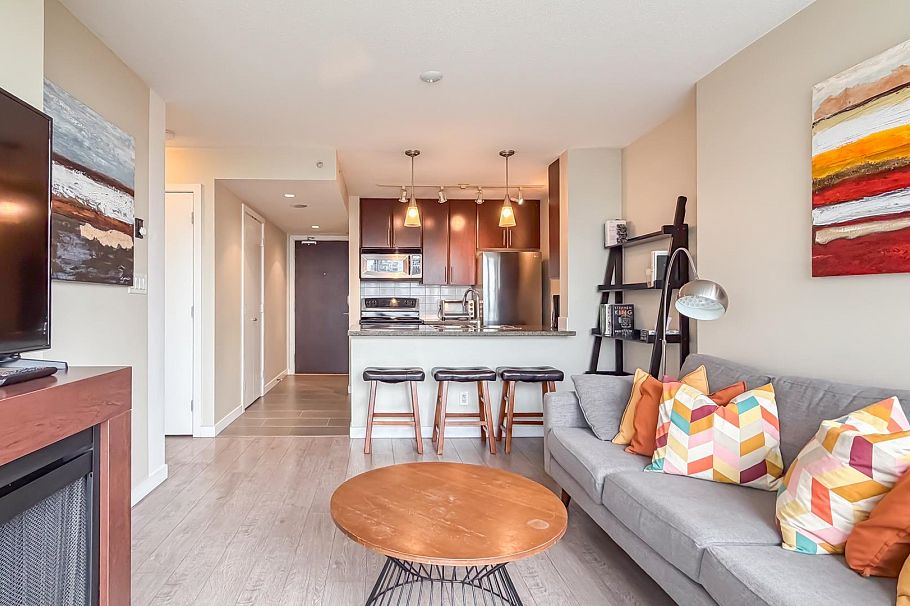 1909 688 Abbott Street Vancouver, BC - 8