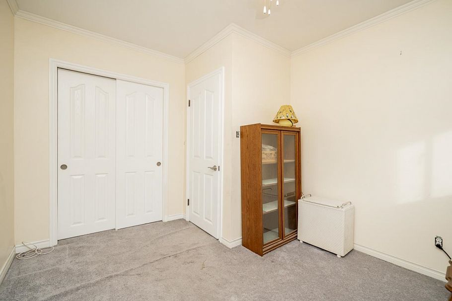 2655 E 53 Avenue Vancouver, BC - 16