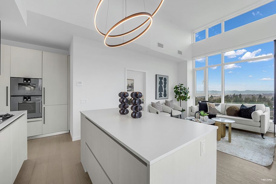 1001 8415 Granville Street Vancouver, BC - 18