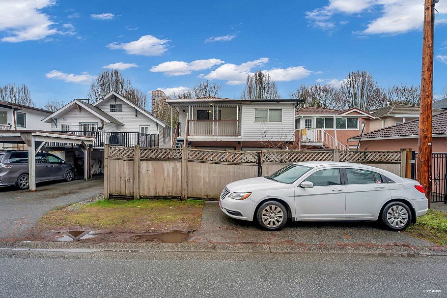 3334 Archimedes Street Vancouver, BC - 30