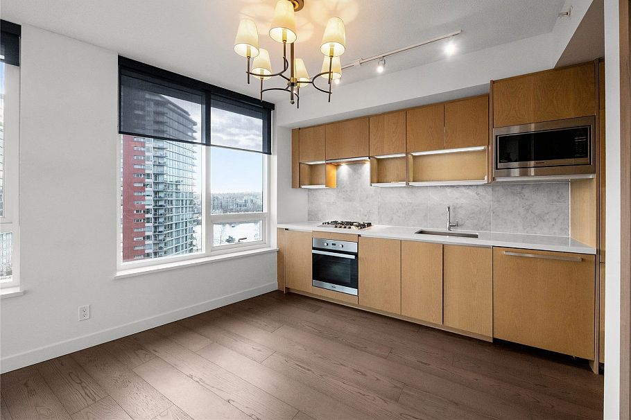 1256 38 Smithe Street Vancouver, BC - 6