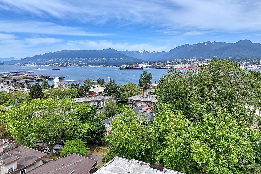 402 2215 Dundas Street Vancouver, BC - 23