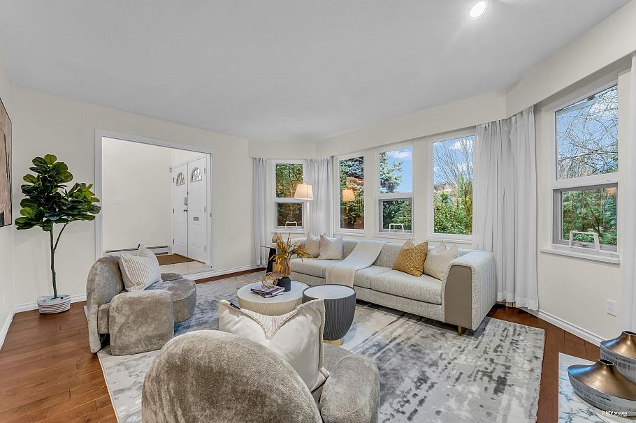 3661 Blenheim Street Vancouver, BC - 3