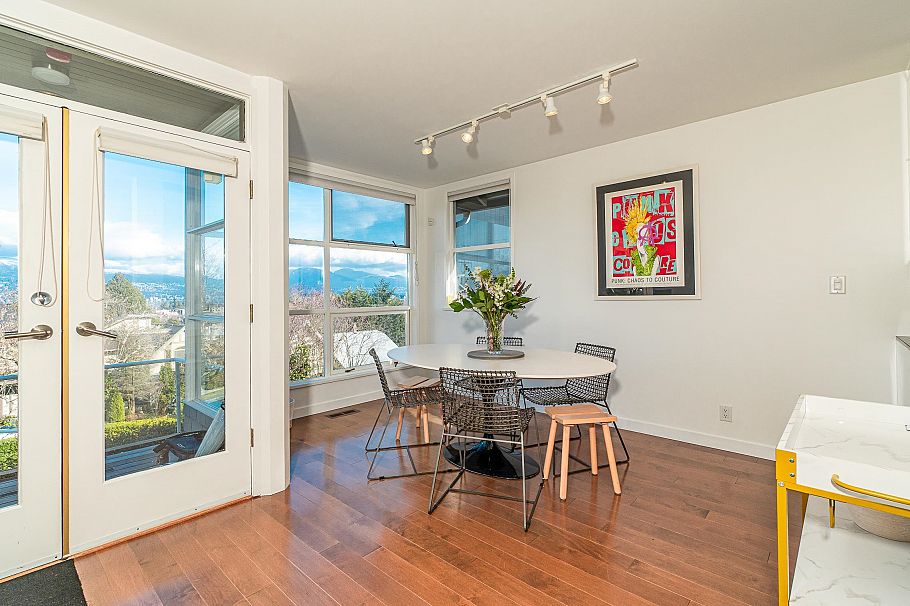 3762 W 13th Avenue Vancouver, BC - 6