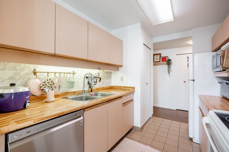 801 5790 Patterson Avenue Burnaby, BC - 13