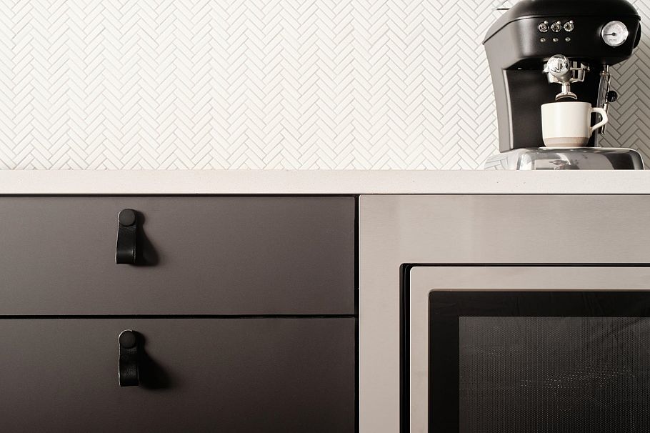 311 1680 E 12th Avenue Vancouver, BC - 3