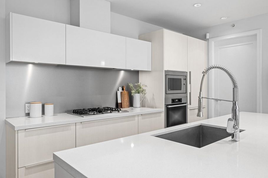 302 1625 Manitoba Street Vancouver, BC - 11