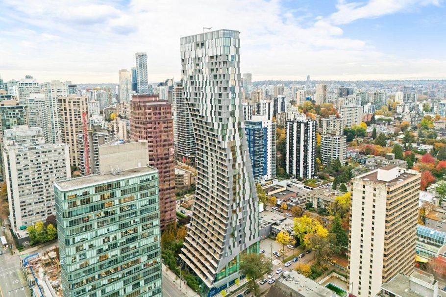 1504 1568 Alberni Street Vancouver, BC - 1