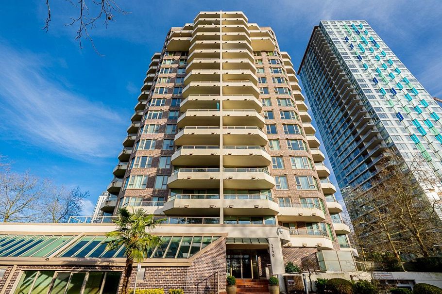 801 5790 Patterson Avenue Burnaby, BC - 37