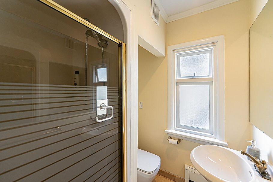 4327 Locarno Crescent Vancouver, BC - 30