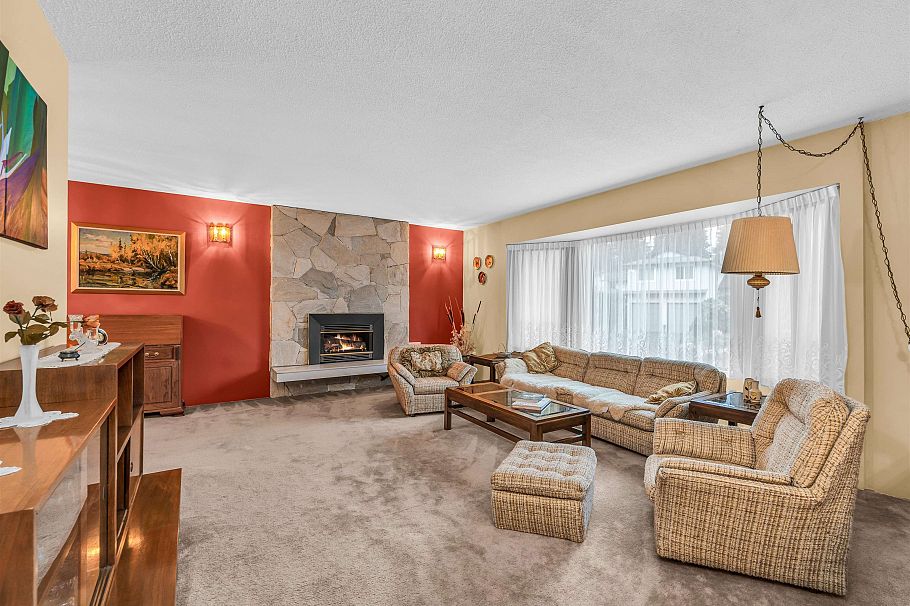 2310 Magnussen Place North Vancouver, BC - 8