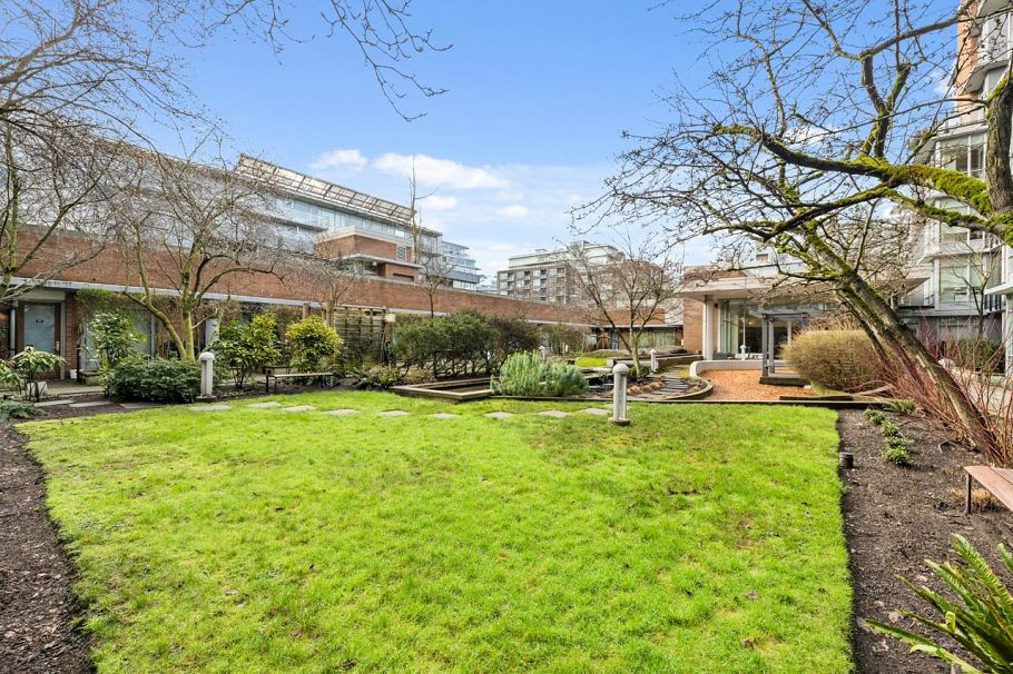 302 1625 Manitoba Street Vancouver, BC - 26