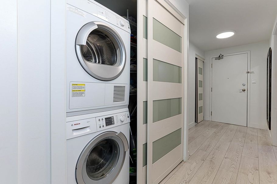 702 588 Broughton Street Vancouver, BC - 9