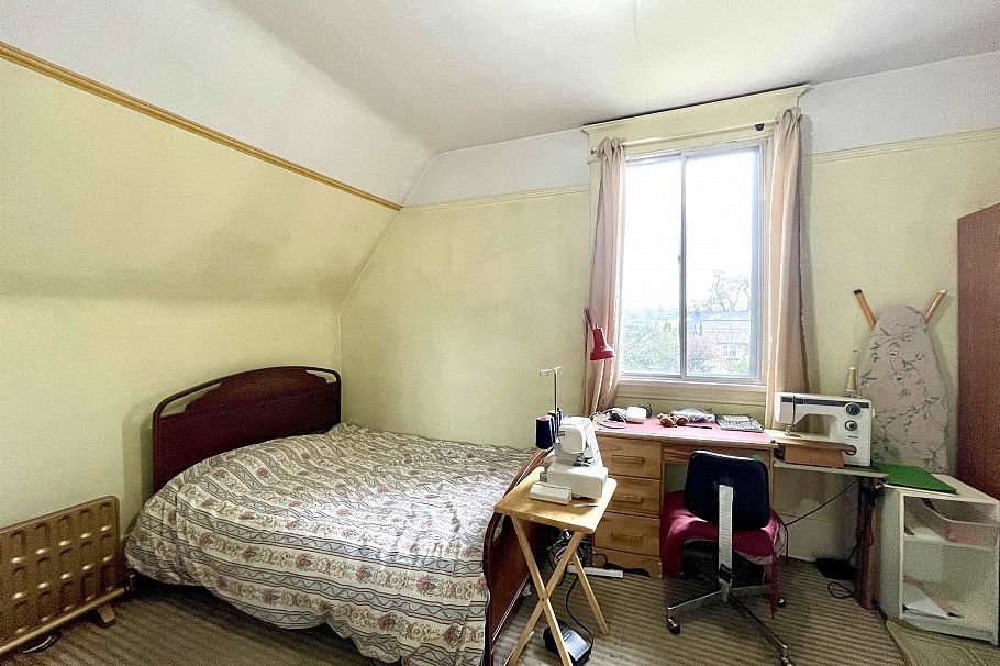 2250 E Pender Street Vancouver, BC - 11