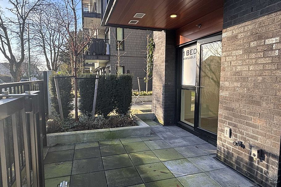 113 2235 E Broadway Vancouver, BC - 12