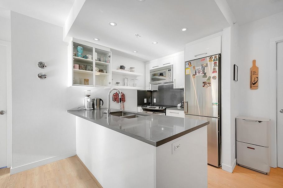 302 933 E Hastings Street Vancouver, BC - 12