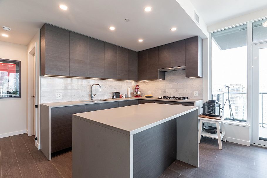 2707 4168 Lougheed Highway Burnaby, BC - 5