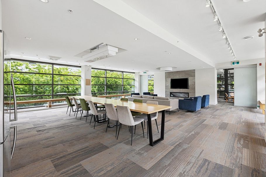 406 3606 Aldrecrest Drive North Vancouver, BC - 37