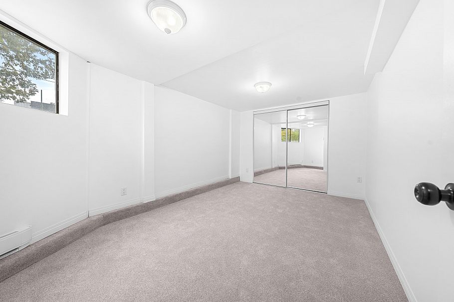 XXXX GRAND BOULEVARD, North Vancouver BC V7L 3X8 North Vancouver, BC - 11